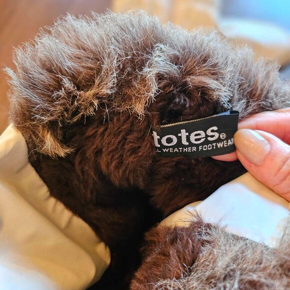 Cozy Winter Off-white Snow Boots - Size 9.5/10 - Picture 10 of 11